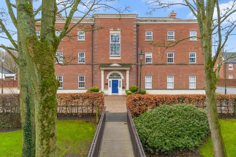 2 bedroom flat for sale, Swinhoe Place, Culcheth, WA3