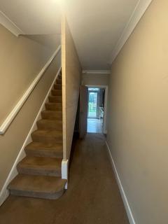 4 bedroom house to rent, Chudleigh Crescent, Ilford, IG3