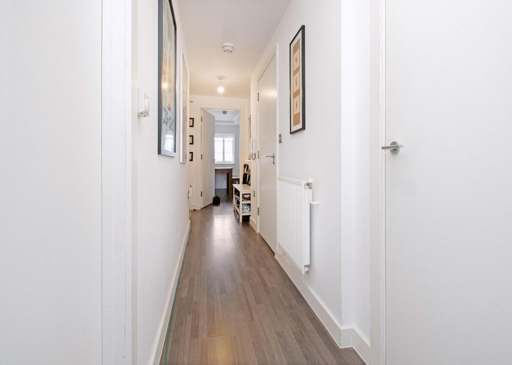 Kitchen/Hall