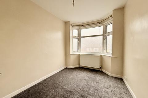 2 bedroom bungalow to rent, Lytham Road, SO18