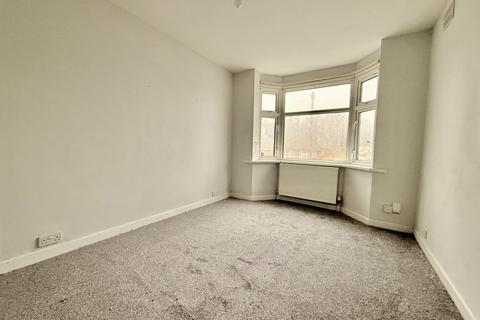 2 bedroom bungalow to rent, Lytham Road, SO18
