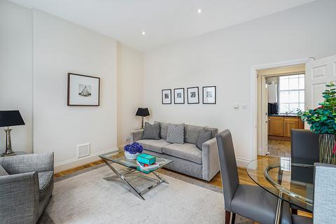 2 bedroom flat to rent, Motcomb Street, Knightsbridge, London