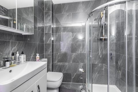 2 bedroom flat to rent, Blue Anchor Lane, London, SE16