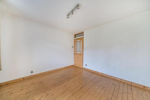 1 bedroom flat for sale, Brick Farm Close,  Richmond,  TW9