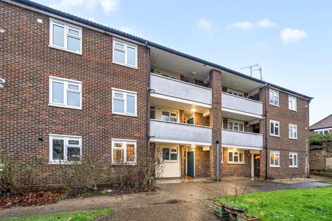 Brick Farm Close,  Richmond,  TW9