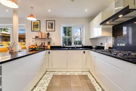 5 bedroom detached house for sale, Chalkhill Barrow, Melbourn, Royston