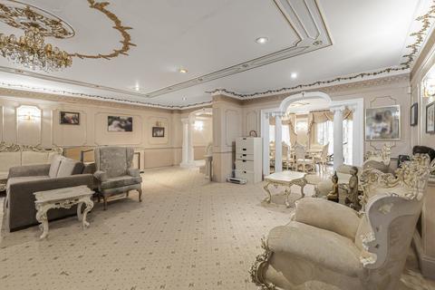 undefined, Beaufort Road, London, W5