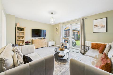 3 bedroom semi-detached house for sale, Mulberry Gardens, Great Cornard