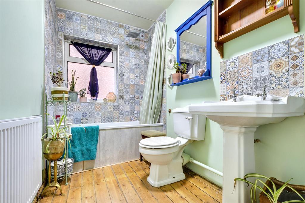 Bathroom.jpeg