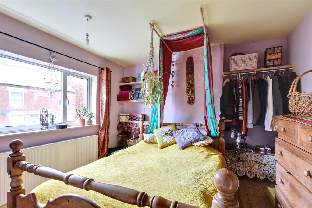 Bedroom 1.jpeg