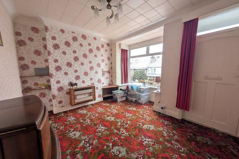 3 bedroom terraced house for sale, Grange Avenue, Shipley, BD18