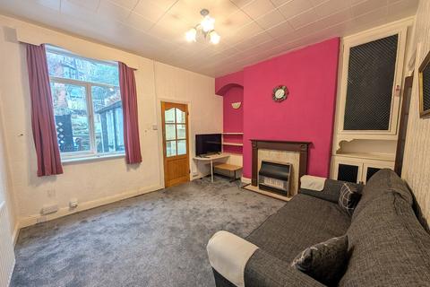 3 bedroom terraced house for sale, Grange Avenue, Shipley, BD18