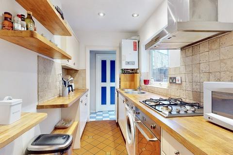 undefined, Lower Mortlake Road, TW9