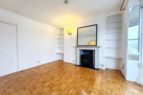 2 bedroom flat to rent, Nelson Place, Ryde, PO33 2ET