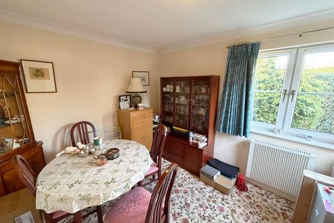 undefined, FREEMANS GARDENS, OLNEY