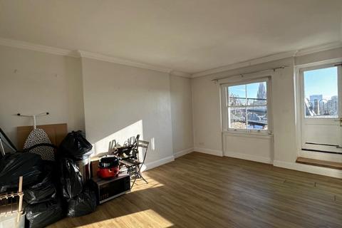 3 bedroom flat for sale, Flat 5, 30 Campden Grove, Kensington and Chelsea, London, W8 4JQ