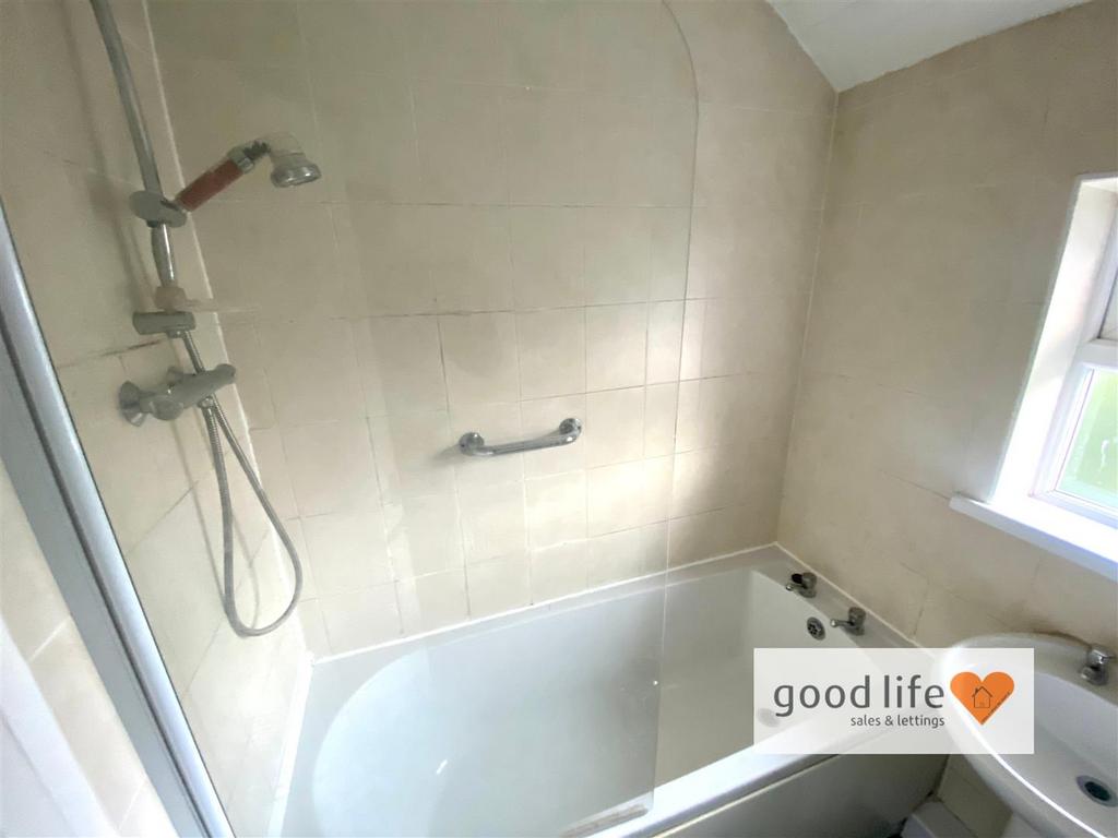 20260108 143014718 i OS18avonmouthsq.jpg