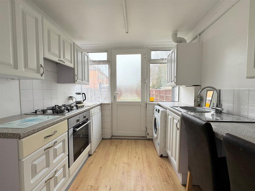 Dining kitchen