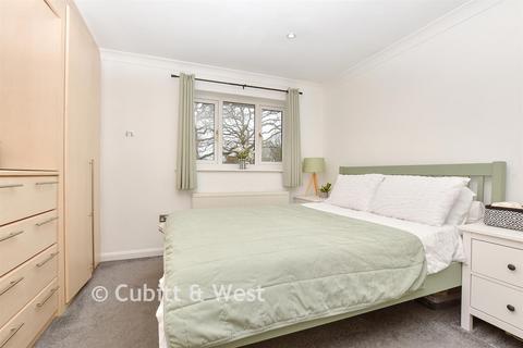 2 bedroom semi-detached house for sale, Copperfields, Fetcham, Leatherhead, Surrey