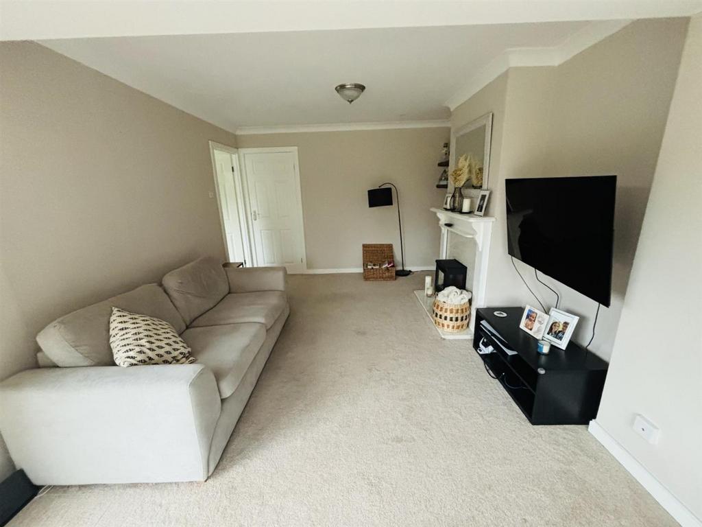 Lounge...jpg