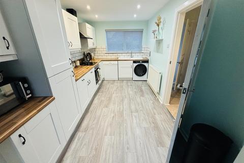4 bedroom semi-detached house for sale, Lewis Road, Radford Semele, Leamington Spa