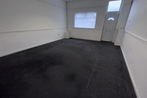 1 bedroom flat to rent, New Ferry Road, Wirral CH62