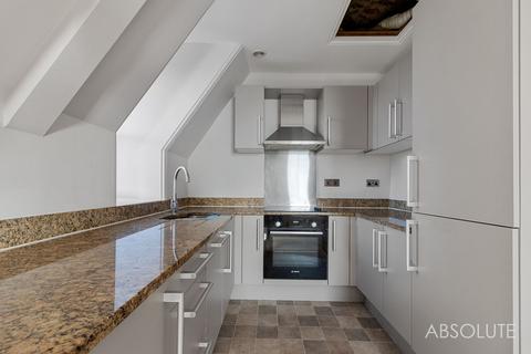 2 bedroom flat for sale, Middle Lincombe Road, Torquay, TQ1
