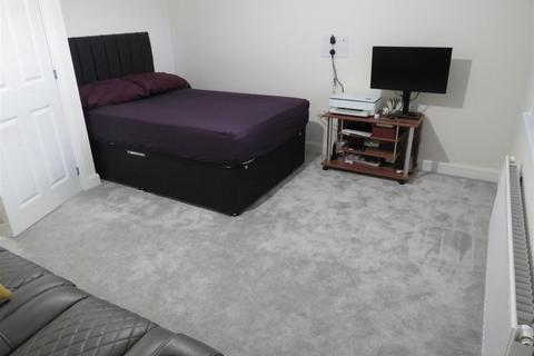 1 bedroom apartment to rent, Anvil Crescent, Ince WN2