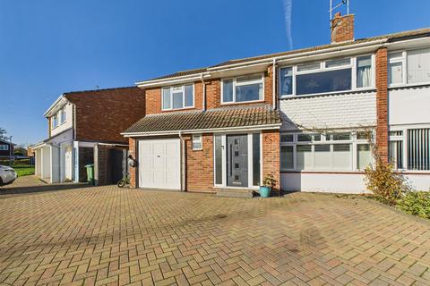4 bedroom semi-detached house for sale, Westmorland Avenue, Aylesbury HP21