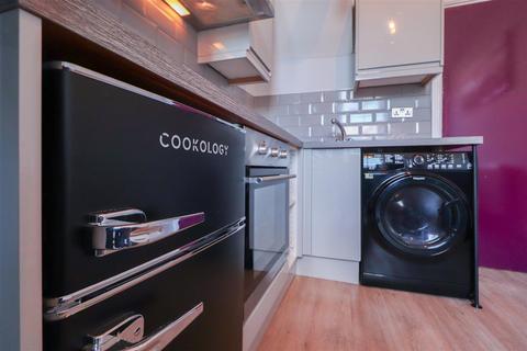 undefined, Clarendon Square, Leamington Spa CV32