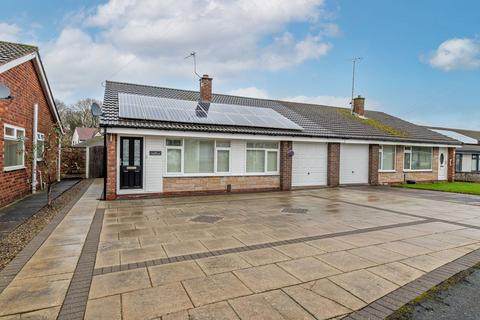 2 bedroom semi-detached bungalow for sale, Radlett Close, Penketh, WA5