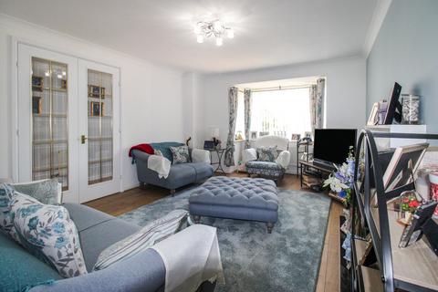4 bedroom detached house for sale, Shackleton Close, Shortstown, Bedford