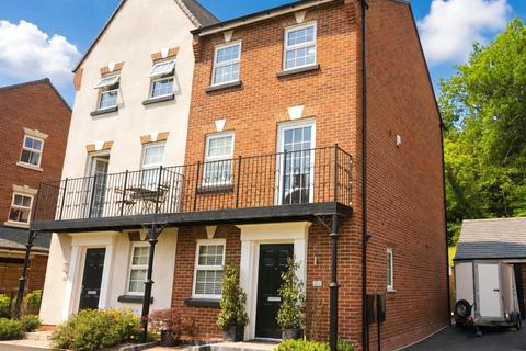 3 bedroom semi-detached house for sale, Griffiths Avenue, Doseley, Telford, Shropshire, TF4