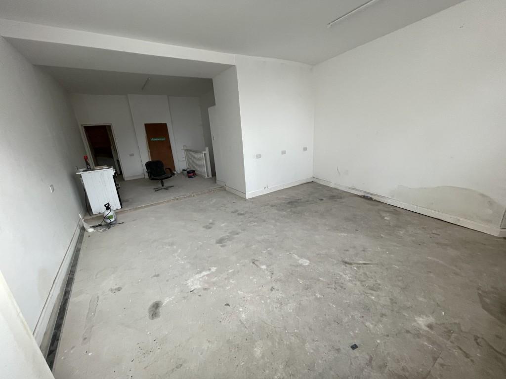 7  Medium  T202601121026.jpg
