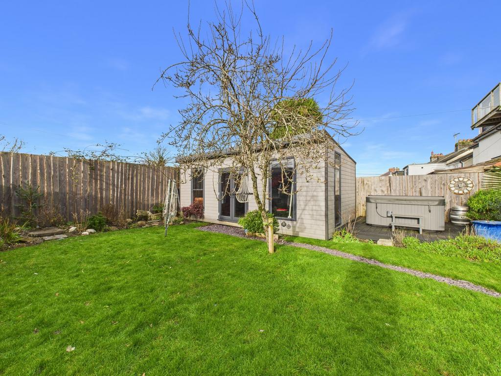 Outbuilding