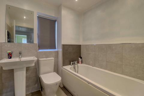 undefined, Clacton-On-Sea CO16