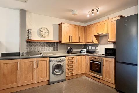 2 bedroom flat to rent, Phoebe Road, Pentrechwyth, SA1