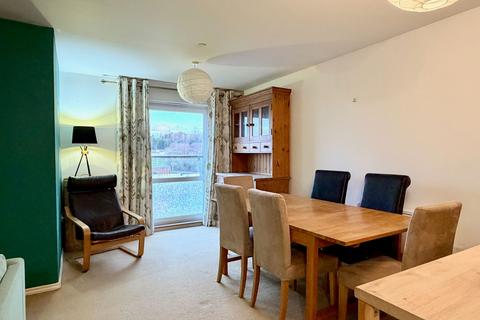 2 bedroom flat to rent, Phoebe Road, Pentrechwyth, SA1