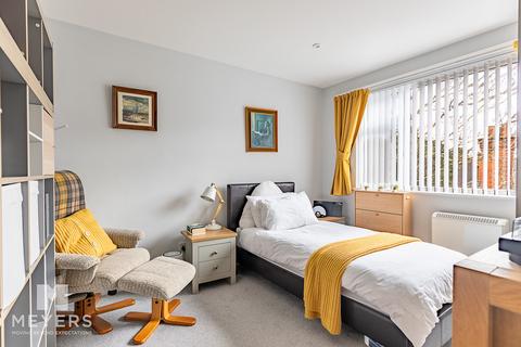 2 bedroom flat for sale, Woodlands Court, Charminster Road, Bournemouth, BH8 9SA