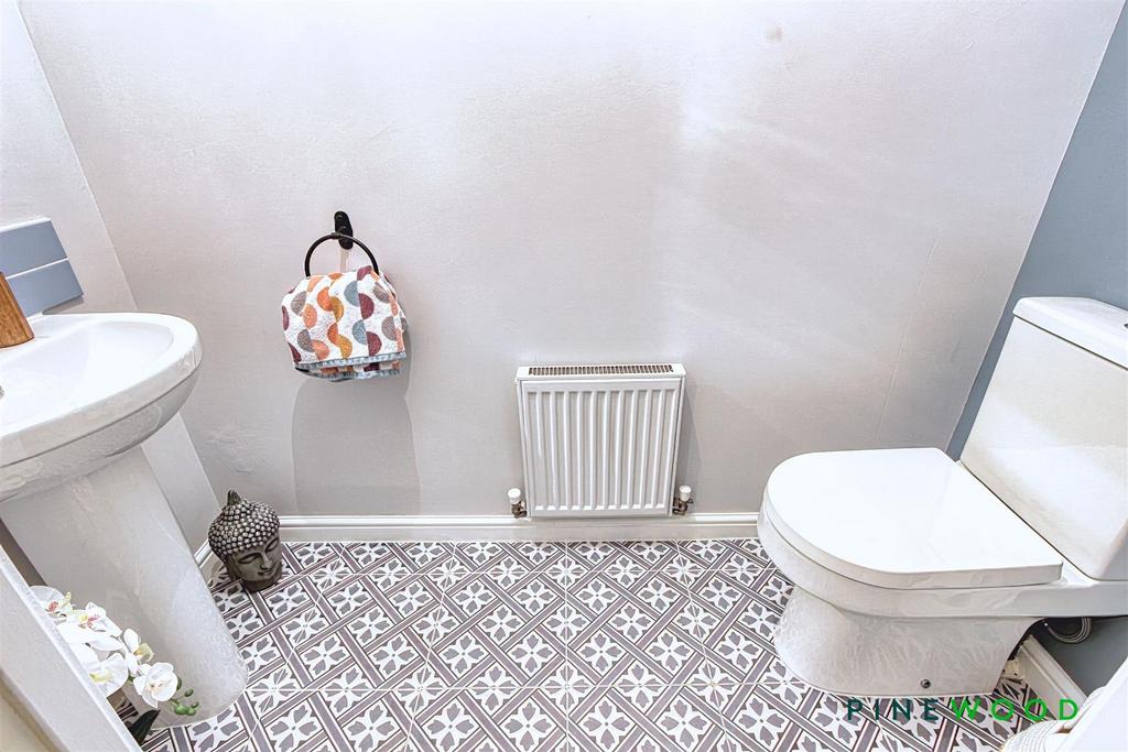Ground floor wc