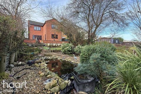 4 bedroom detached house for sale, The Bank, Parson Drove