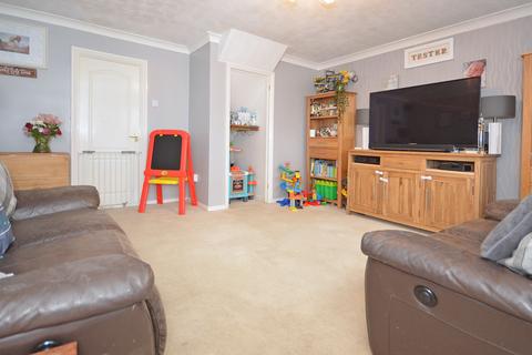 undefined, Whittam Close, Raunds