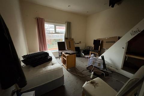2 bedroom terraced house for sale, Lizmar Terrace, Moston