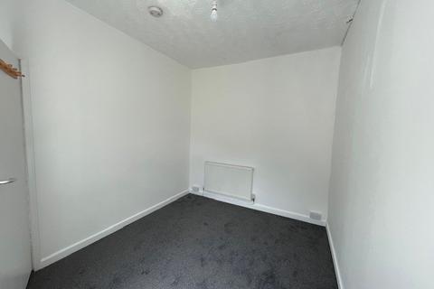 2 bedroom terraced house to rent, Swansea, Swansea SA1