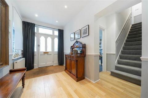 4 bedroom house for sale, Holmesdale Road, Teddington TW11