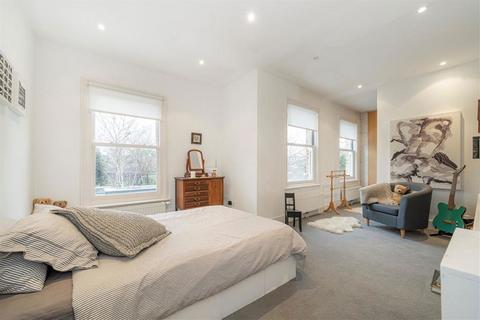 4 bedroom house for sale, Holmesdale Road, Teddington TW11