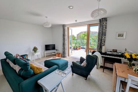 2 bedroom flat for sale, Gibson Point, Salisbury Road, Southall