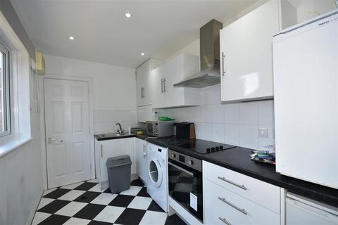 undefined, Queens Road, Buckhurst Hill IG9