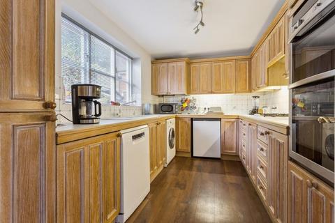 4 bedroom detached house for sale, Gilliats Green, Chorleywood WD3