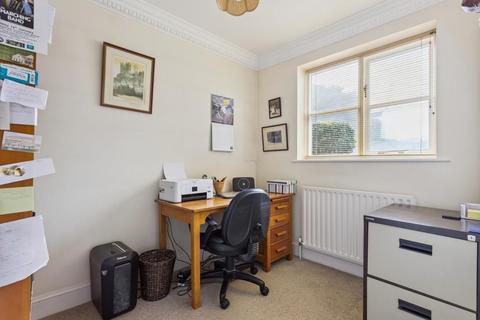 4 bedroom detached house for sale, Gilliats Green, Chorleywood WD3